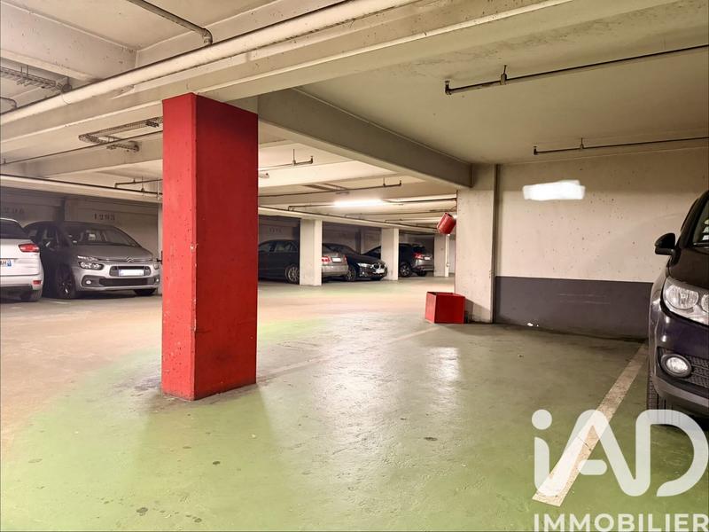 Parking - 10 m²