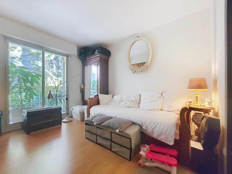 Appartement - 80 m² - 3 pièces