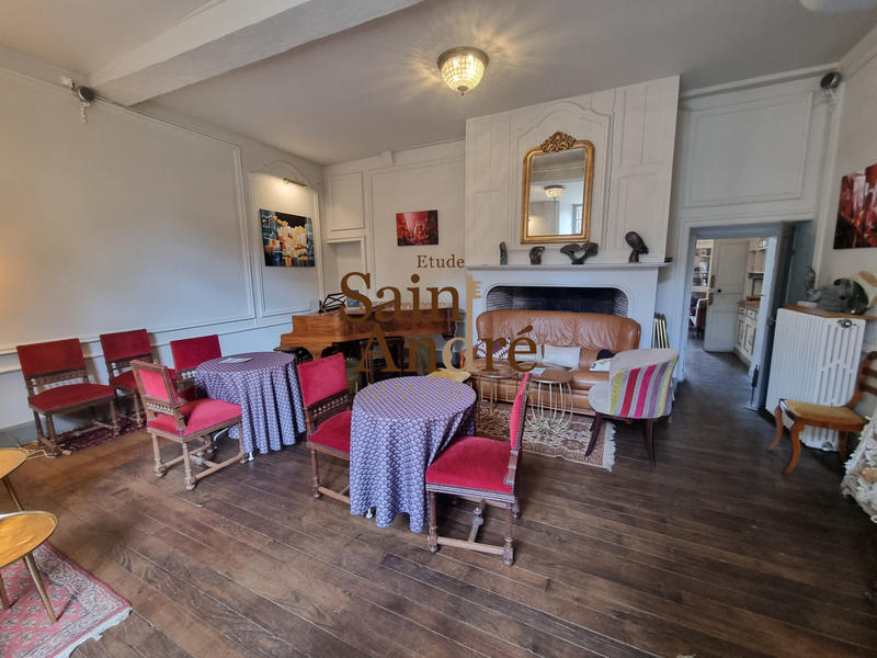 Maison - 427 m² - 13 pièces