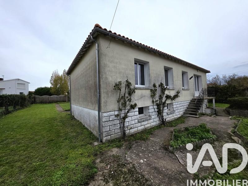 Maison - 90 m² - 5 pièces