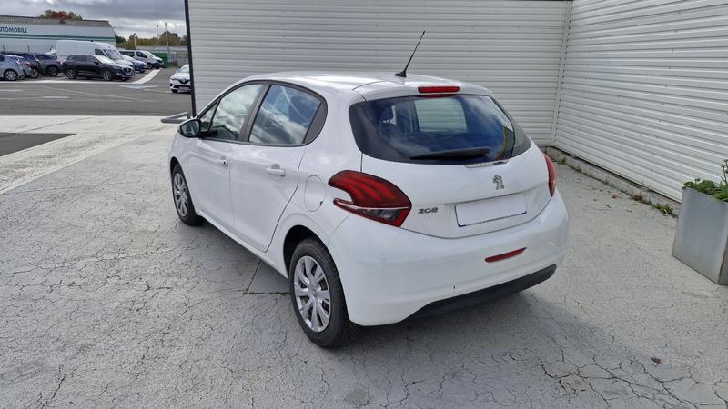 Peugeot 208 affaire BlueHDi 100 Premium