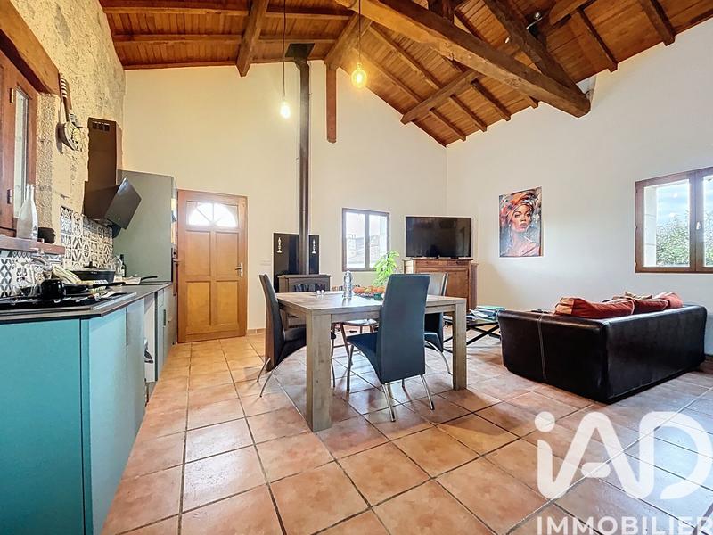 Maison - 270 m² - 10 pièces