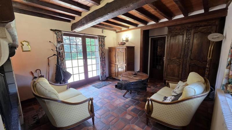 Propriété - 122 m² - 8 pièces