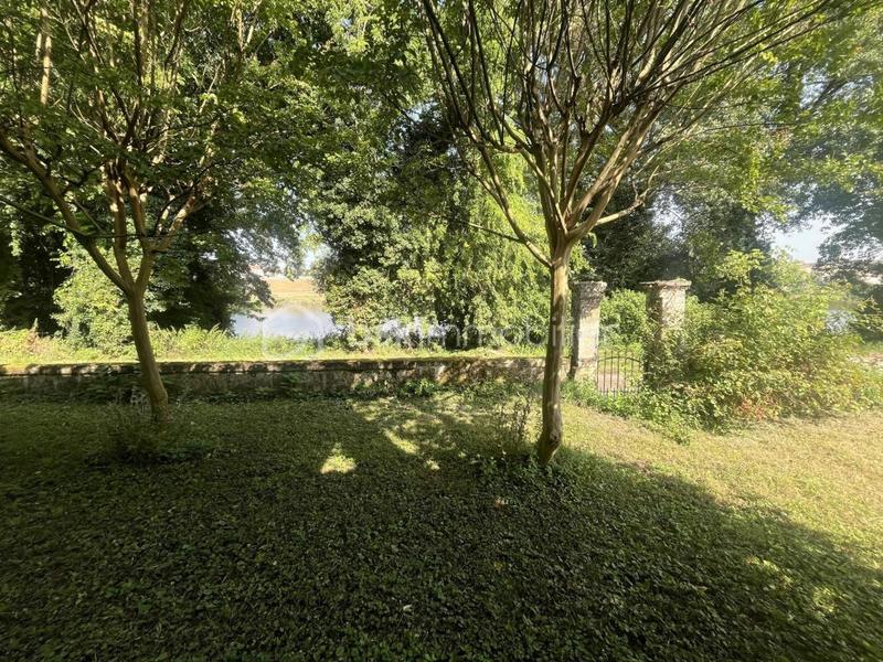 Propriété - 207 m² - 8 pièces