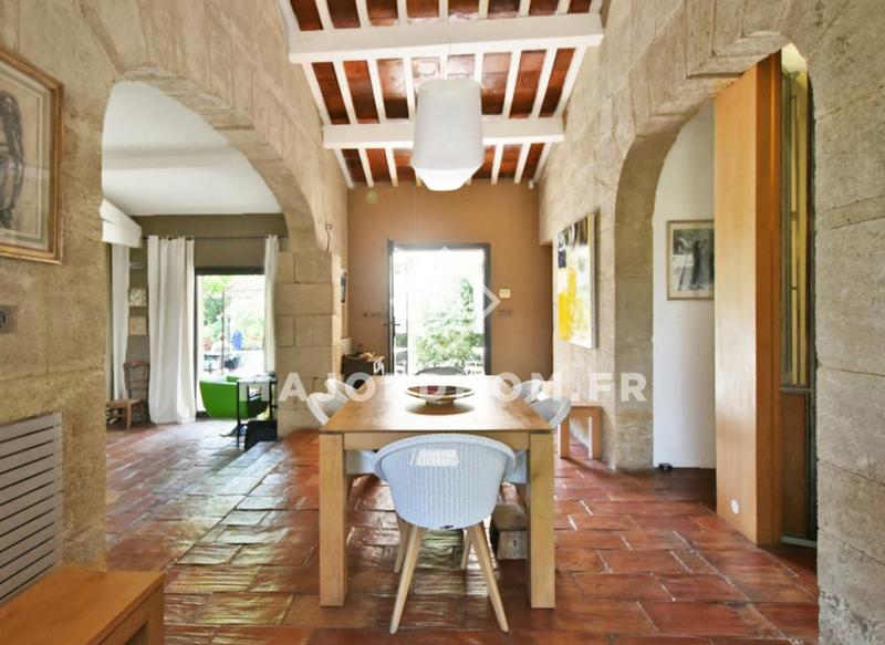 Maison - 215 m² - 7 pièces