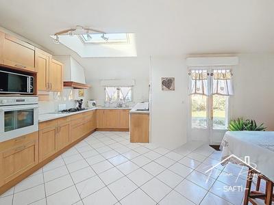 Maison - 133 m² - 7 pièces