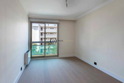 Appartement - 95 m² - 4 pièces