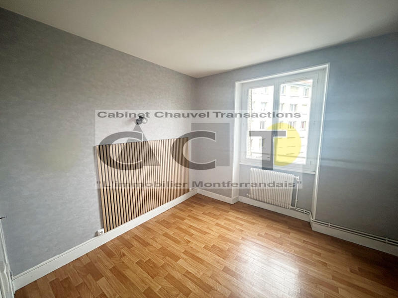 Appartement - 65 m² - 4 pièces