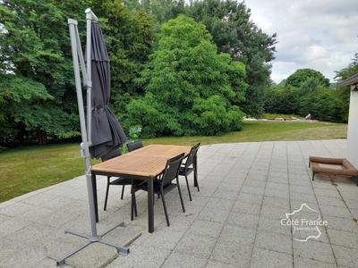 Propriété - 200 m² - 6 pièces