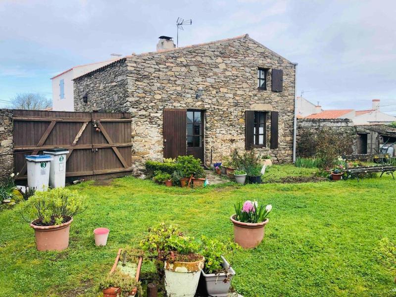 Maison traditionnelle - 139 m² - 5 pièces