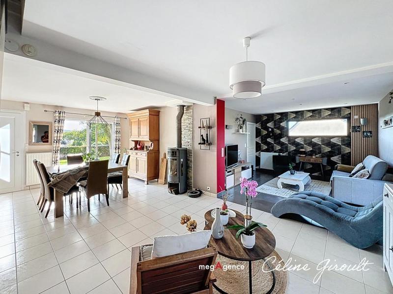 Pavillon - 120 m² - 6 pièces