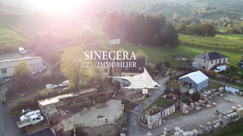 Immeuble - 1 300 m² - 20 pièces