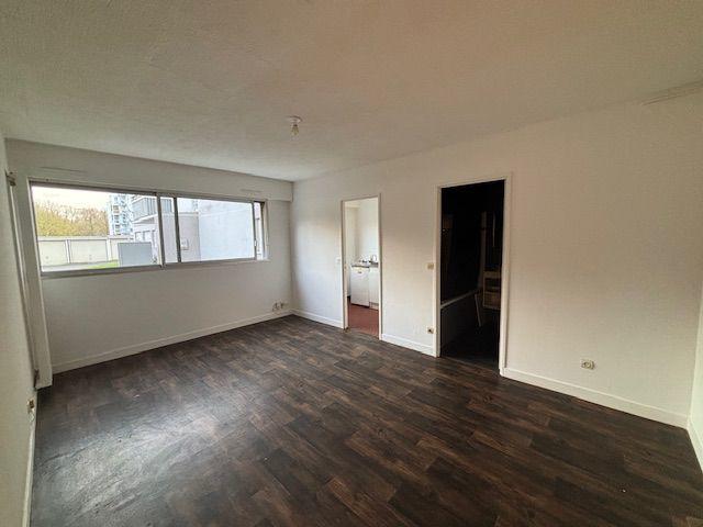 Studio - 24 m² - 1 pièce