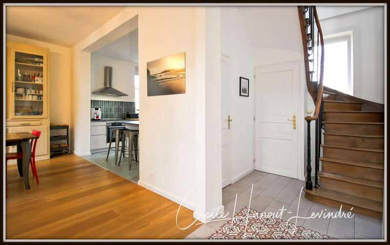 Maison - 188 m² - 8 pièces