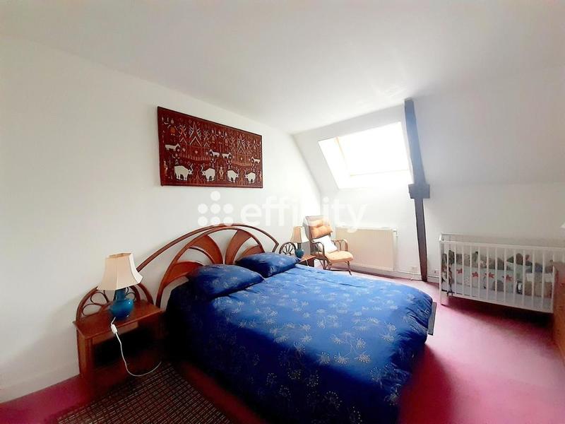 Maison - 319 m² - 10 pièces