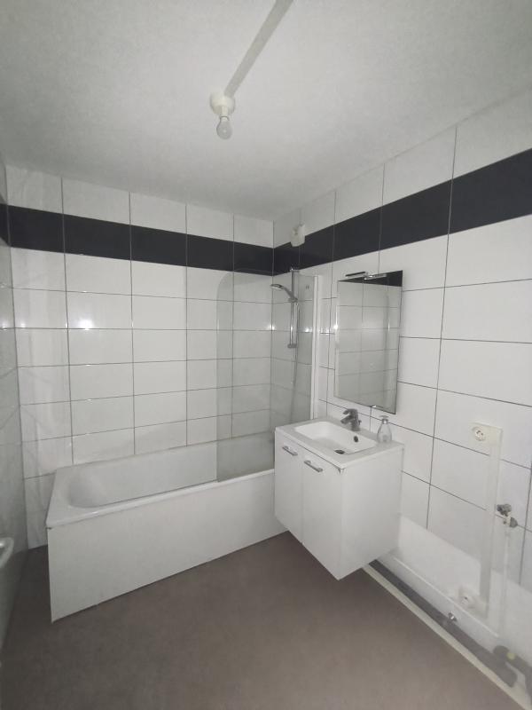 Appartement - 77 m² - 4 pièces