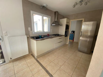 Maison - 139 m² - 8 pièces