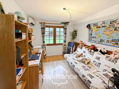 Maison - 98 m² - 4 pièces
