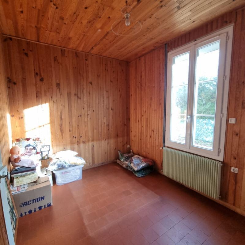 Maison - 640 m² - 3 pièces