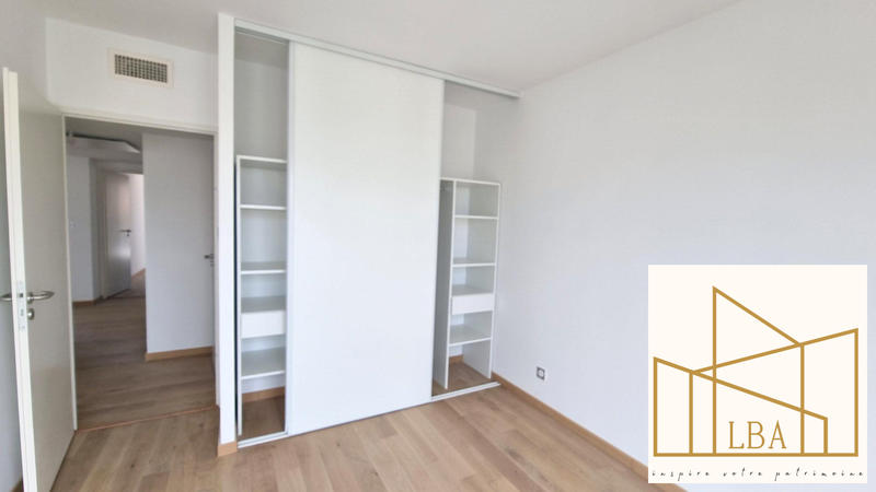 Appartement - 122 m² - 4 pièces