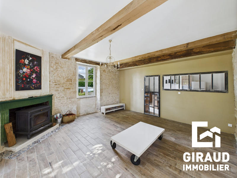 Maison - 210 m² - 6 pièces