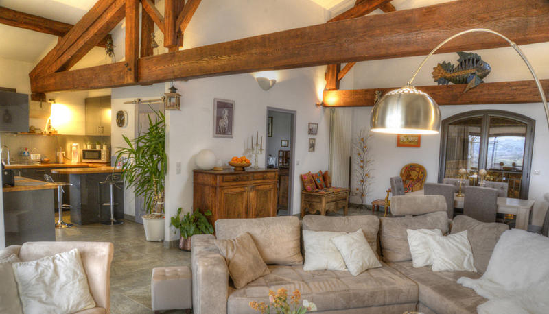 Propriété - 130 m² - 5 pièces