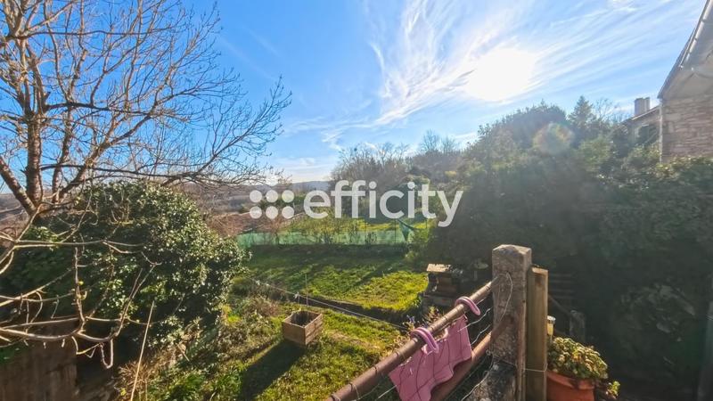 Maison de village - 114 m² - 4 pièces