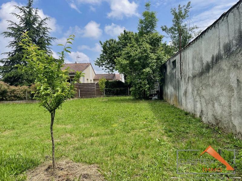 Maison - 334 m² - 9 pièces