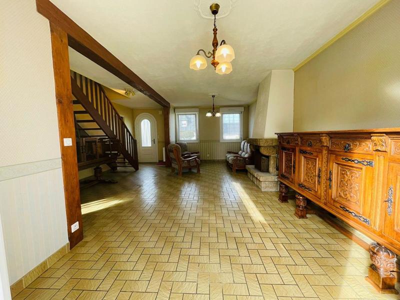 Maison - 98 m² - 5 pièces