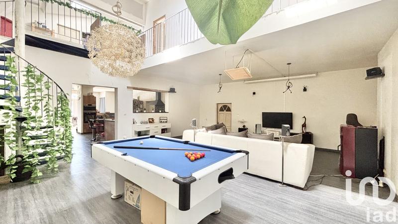 Maison de ville - 234 m² - 7 pièces