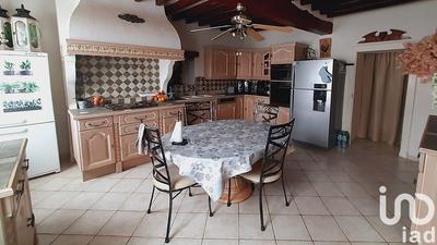 Maison - 198 m² - 5 pièces