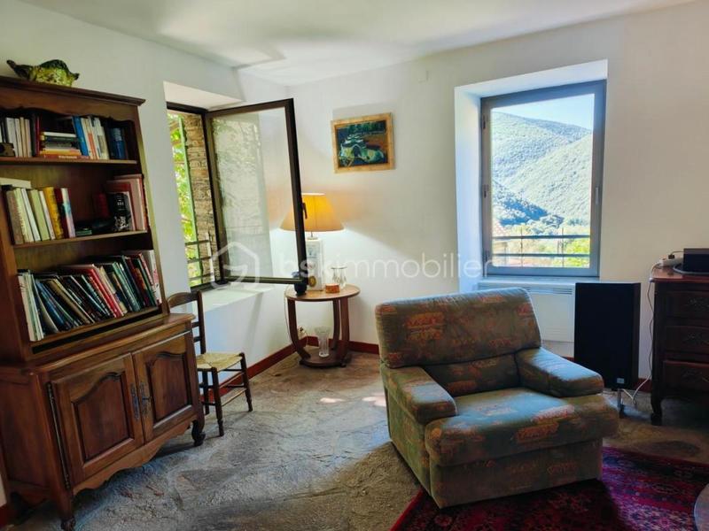 Maison en pierre - 181 m² - 6 pièces