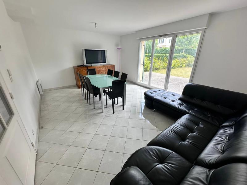 Maison - 81 m² - 6 pièces