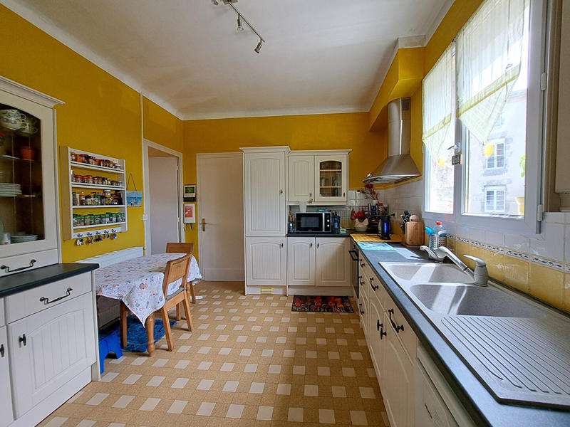 Maison - 165 m² - 7 pièces