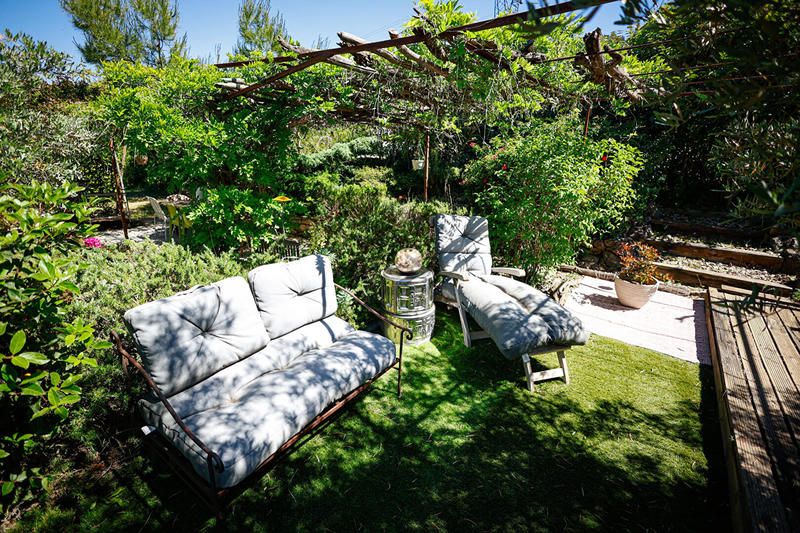 Maison - 250 m² - 6 pièces