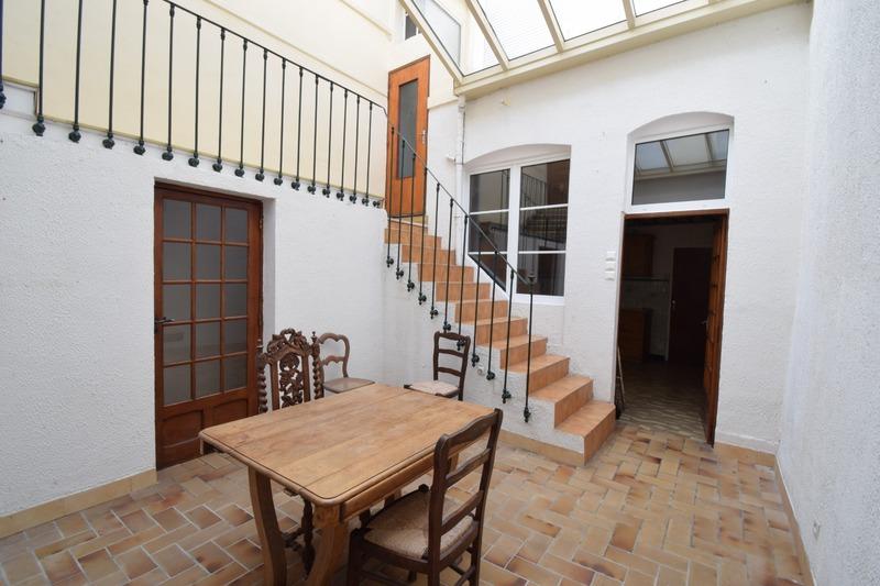 Maison - 226 m² - 8 pièces