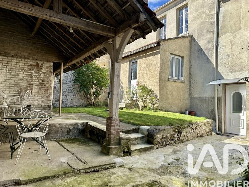 Maison - 162 m² - 6 pièces