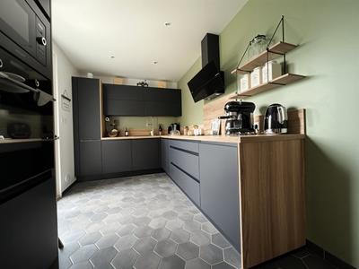 Maison - 170 m² - 5 pièces