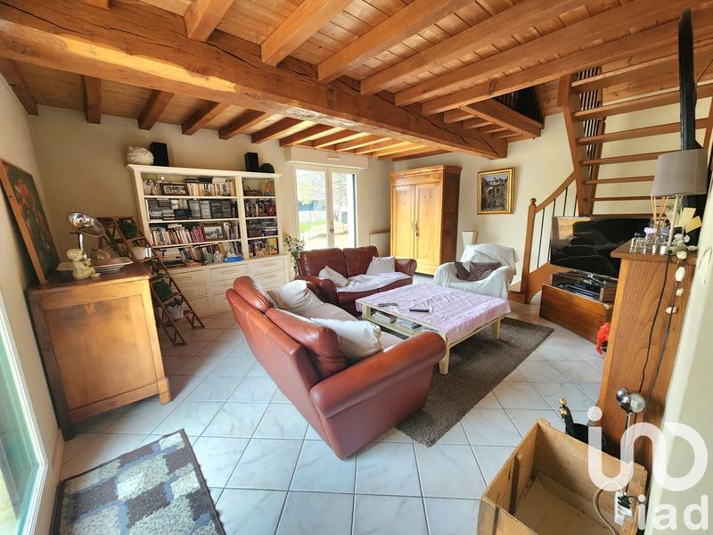 Maison - 231 m² - 10 pièces