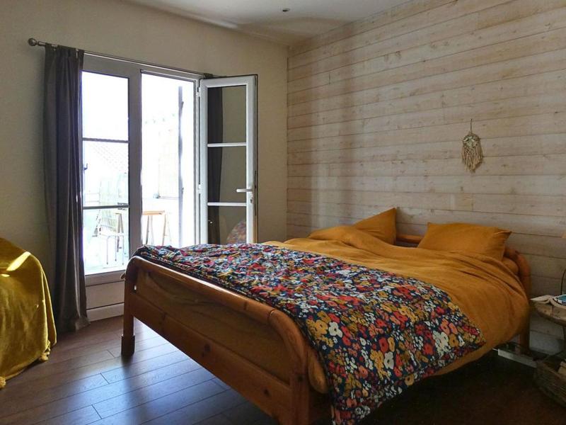 Maison - 240 m² - 6 pièces