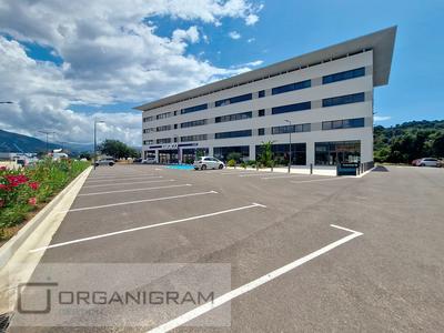 Local commercial - 178 m²