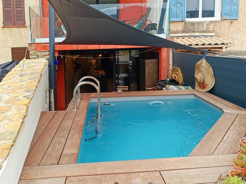 Maison - 90 m² - 3 pièces