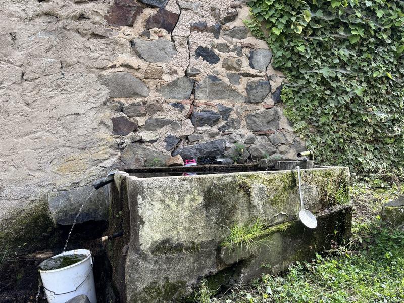 Maison ancienne - 300 m² - 6 pièces