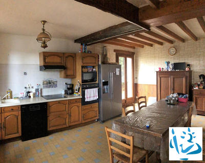 Maison - 205 m² - 7 pièces