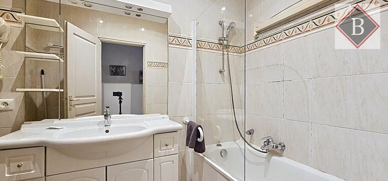 Appartement - 189 m² - 7 pièces