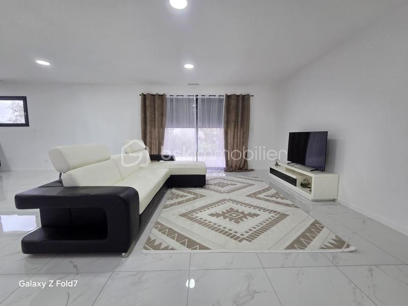 Maison - 145 m² - 5 pièces