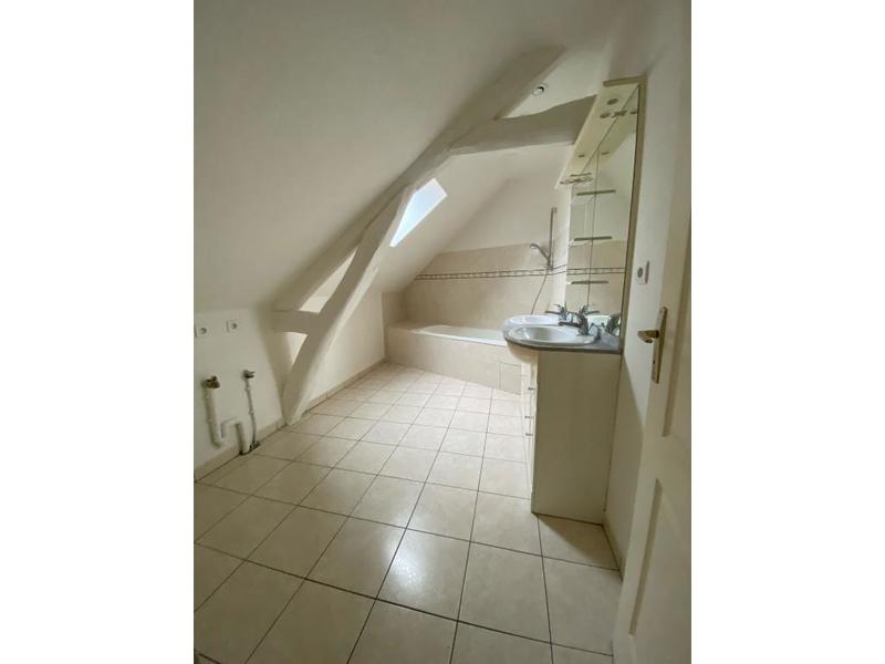 Maison - 83 m² - 4 pièces