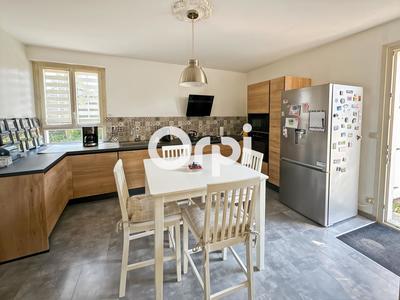 Maison - 160 m² - 3 pièces