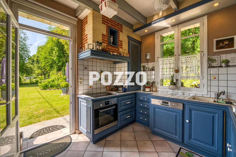 Maison - 140 m² - 6 pièces