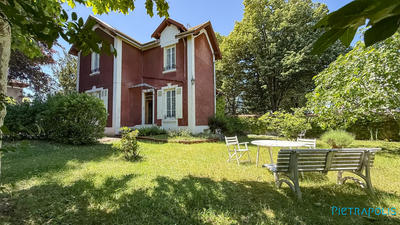 Maison ancienne - 100 m² - 5 pièces